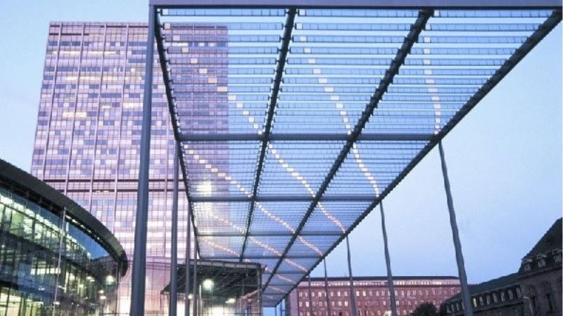 tấm nhựa che ban công