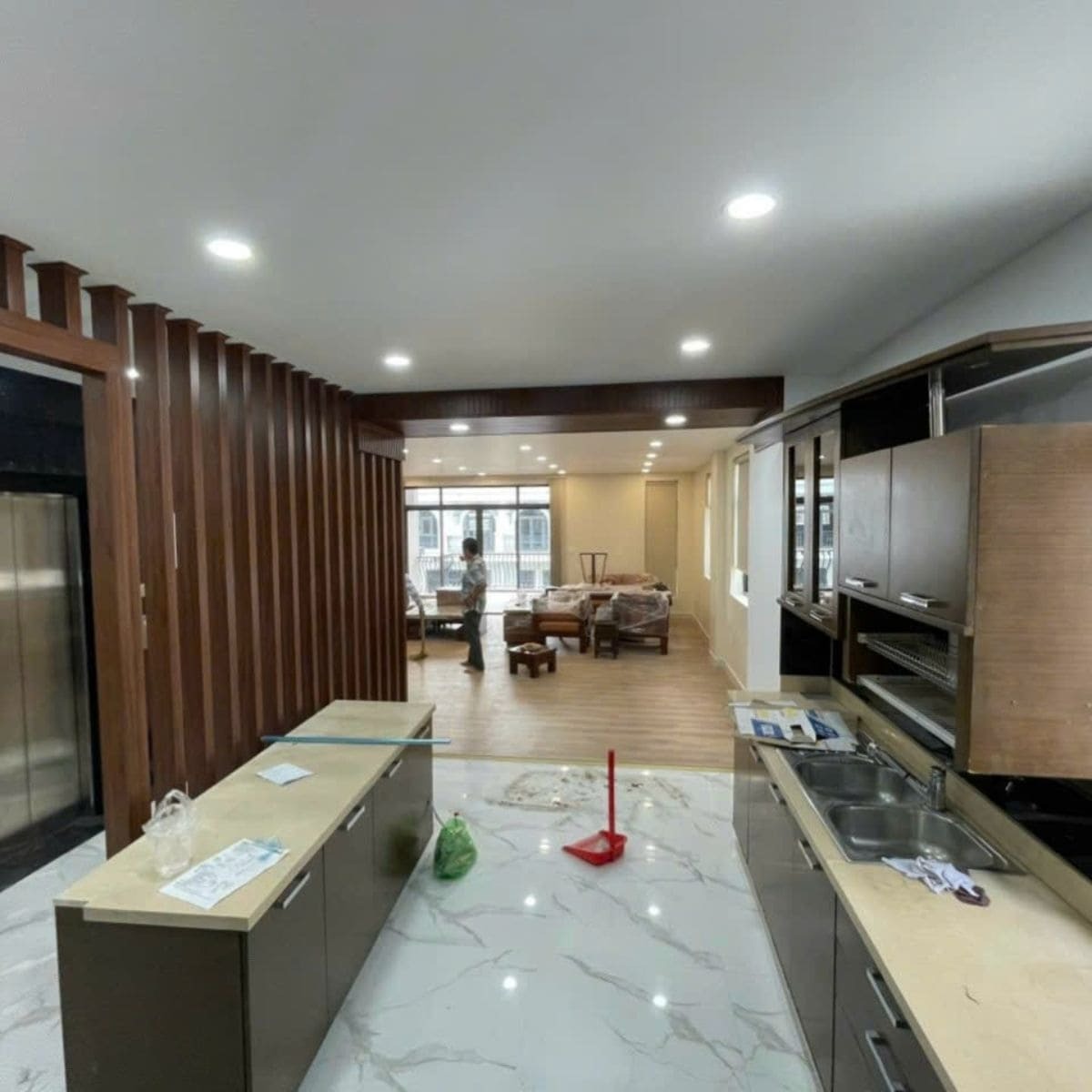 Thế Giới Tấm Nhựa - Đơn vị thi công tấm ốp lam sóng chất lượng