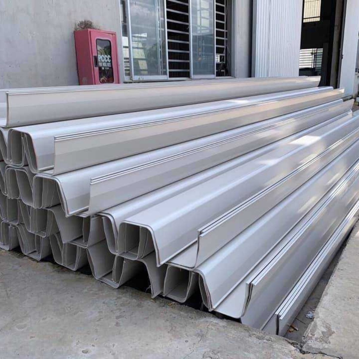 Máng xối nhựa tại Thế Giới Tấm Nhựa