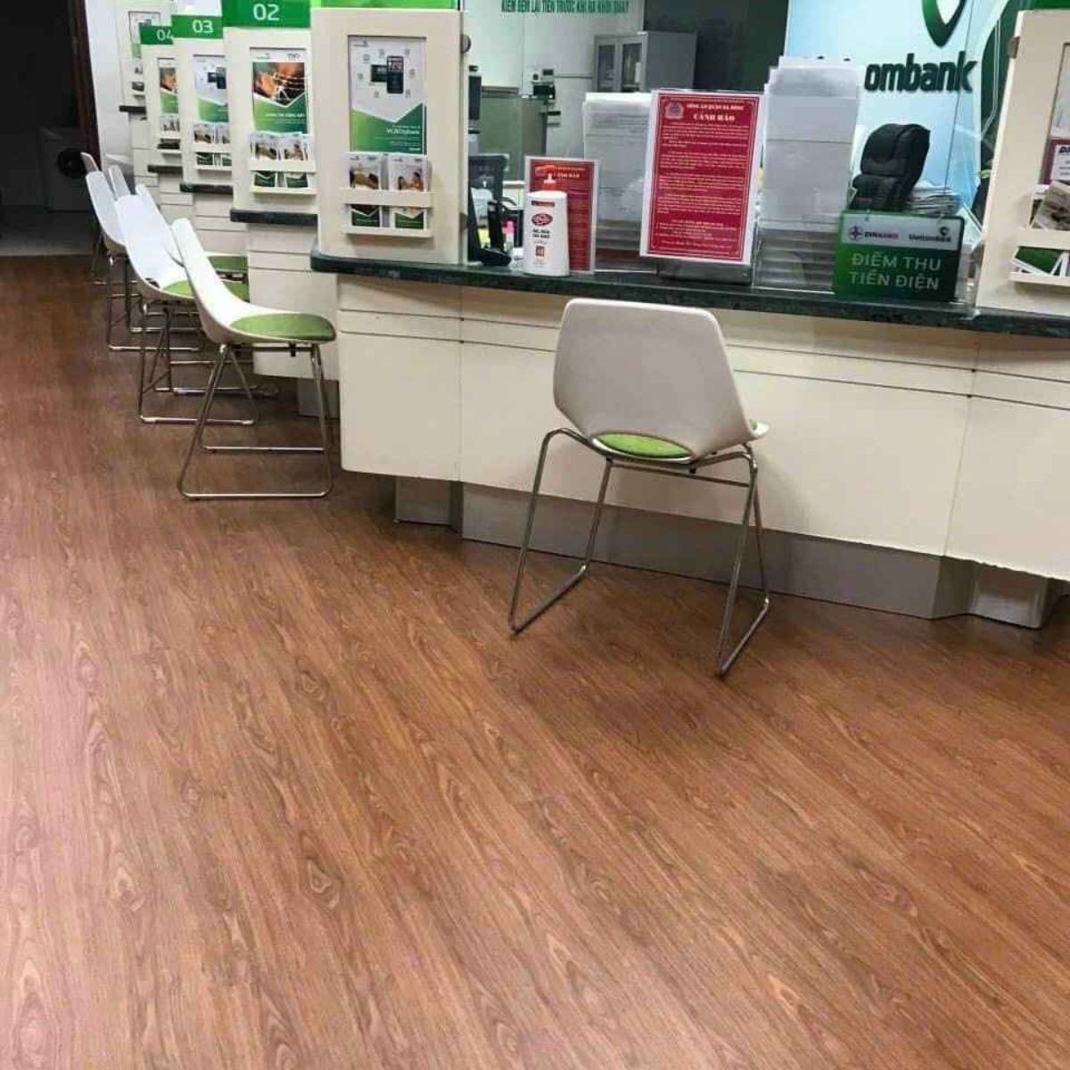 Nên mua sàn nhựa ở đâu tại Thành Phố Hồ Chí Minh