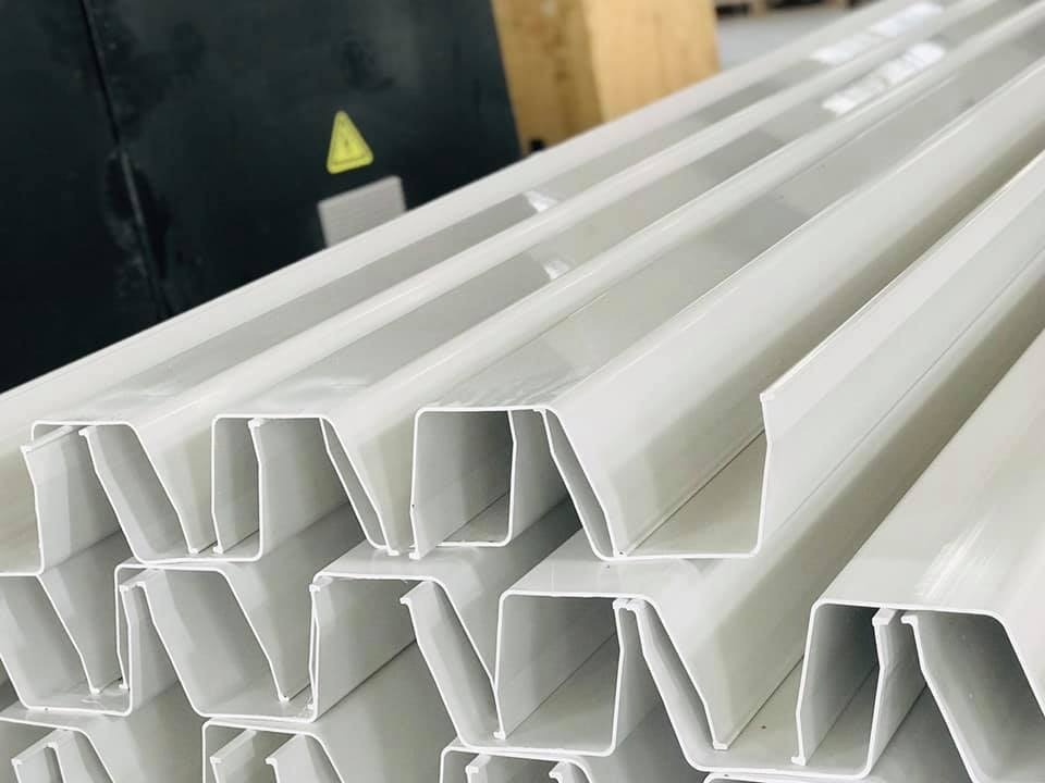 Máng xối nhựa là gì