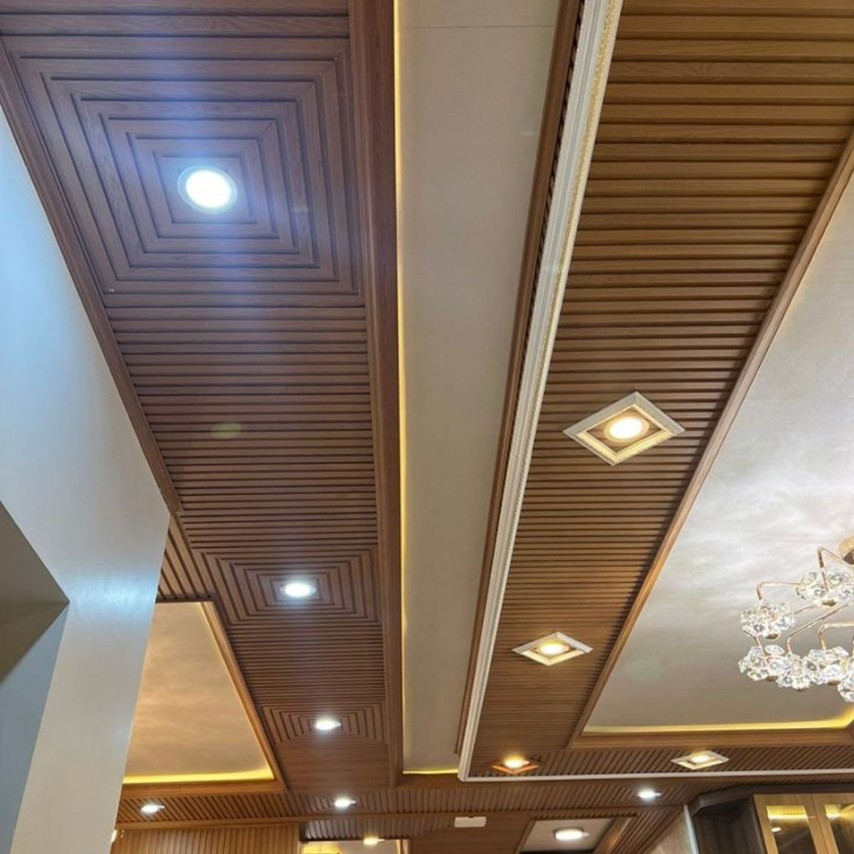 Thế Giới Tấm Nhựa – Đơn Vị Thi Công Tấm Ốp Uy Tín