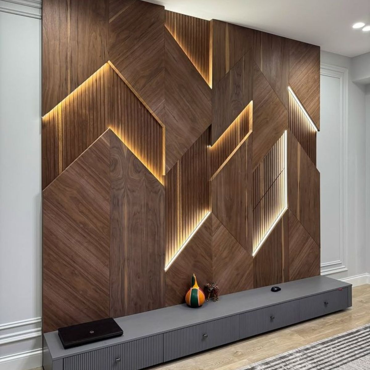 Không chừa khe giãn nở cho tấm nhựa