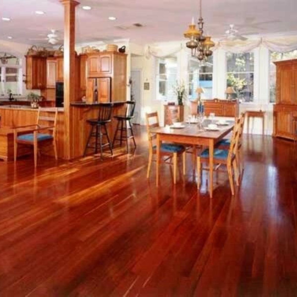 Những điều cần lưu ý khi thi công sàn gỗ