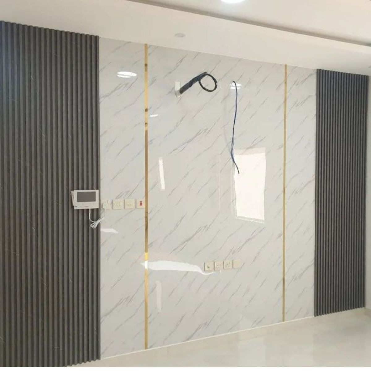 Vì sao khu vực bếp cần giải pháp chống dầu mỡ hiệu quả