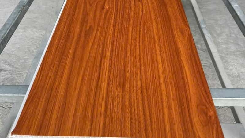 tấm nhựa ngăn vách có cấu tạo như thế nào