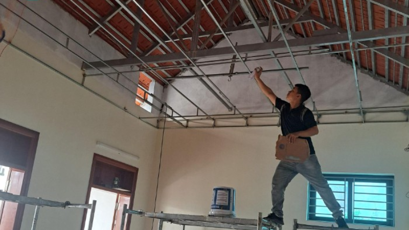 Khung xương trong thi công tấm ốp trần nhà là gì?