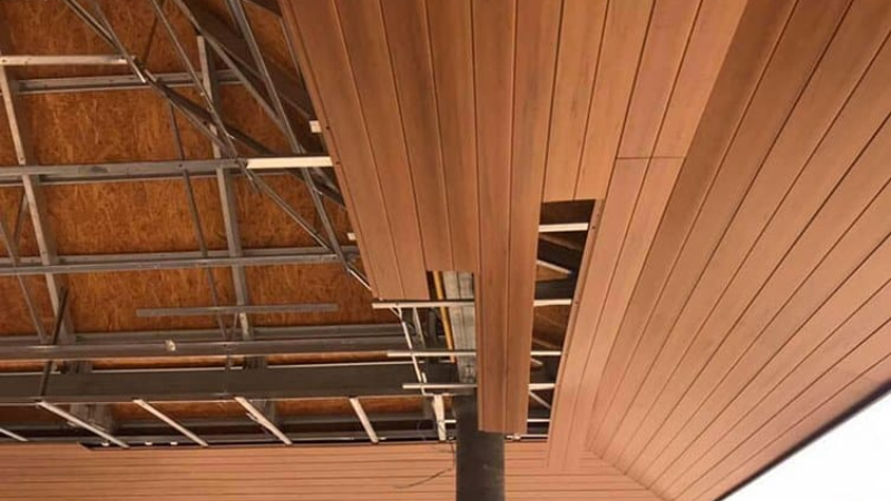 Khung xương sắt hộp lắp tấm làm trần