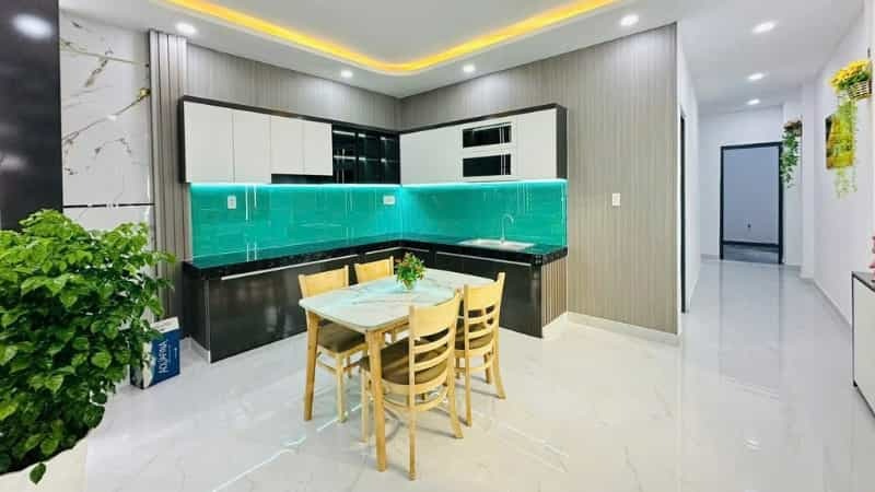 phòng bếp trang trí bằng tấm nhựa