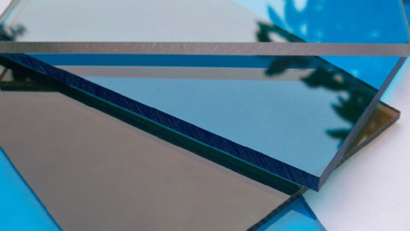 Tấm nhựa làm mái đặc ruột