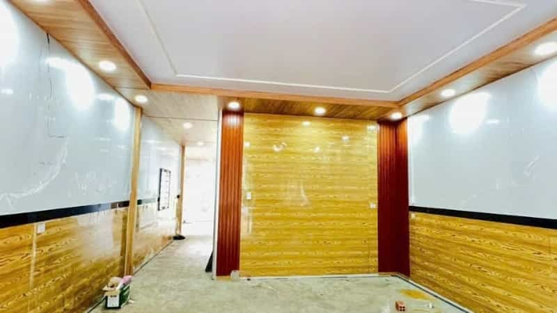 tấm nhựa ốp tường giá rẻ cho phòng khách