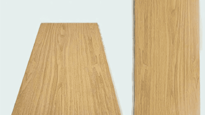 Tấm ốp PVC TH-811 mang màu nâu vàng sáng, thiết kế vân gỗ mỏng tinh tế