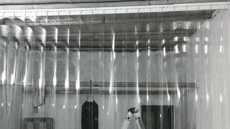 Tấm nhựa chắn bụi ứng dụng trong văn phòng