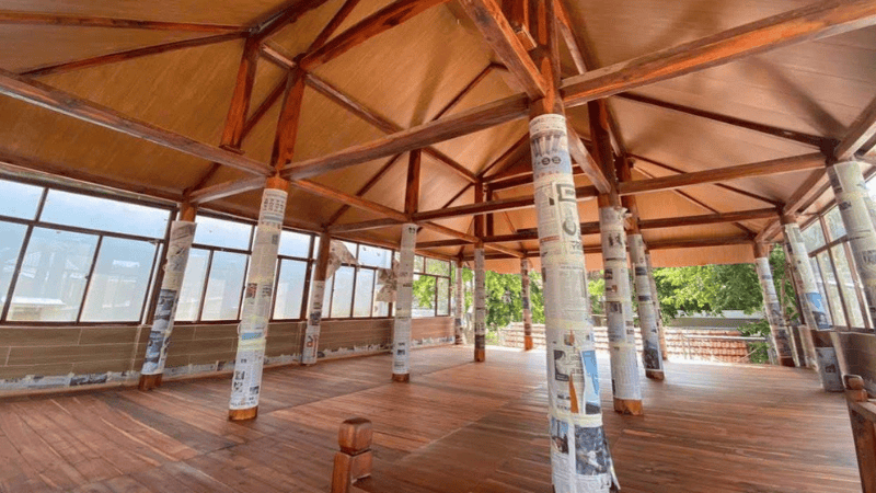 La phong trần thả vân gỗ đẹp