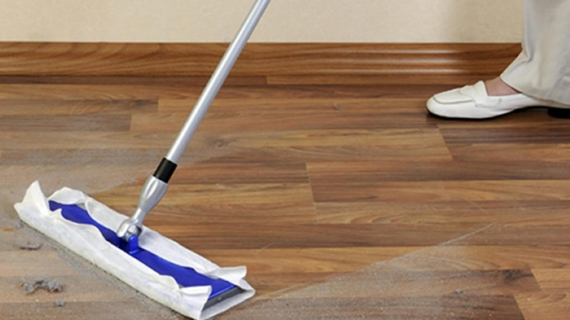 vệ sinh sàn nhựa