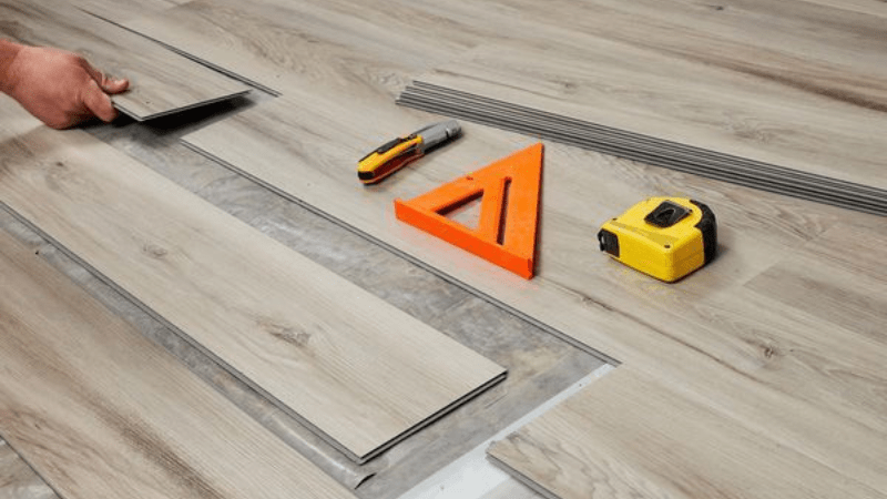 sàn nhựa hèm khoá